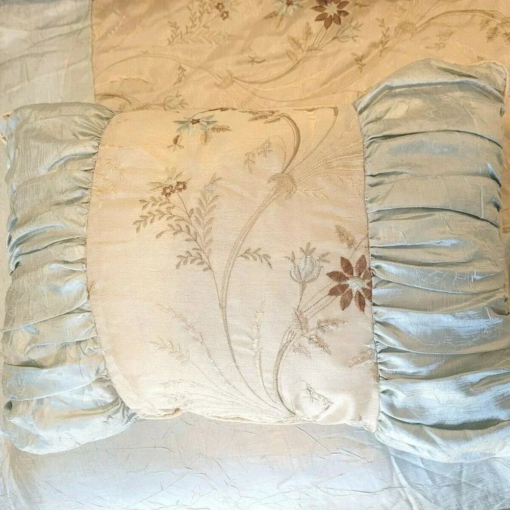 High Country Linens 6pc Queen Embroidered Floral Comforter Set